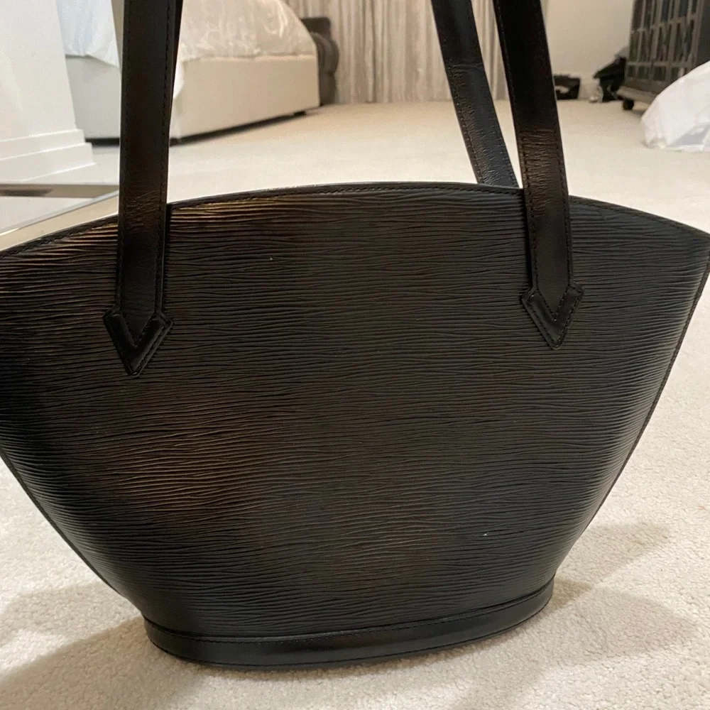 Authentic Epi Black LV Bag - Picture 5 of 9